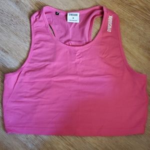 Pink cropped gymshark top